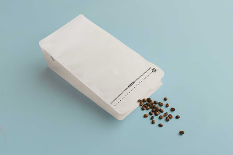 Sac à fond plat recyclable ReciWhite de taille moyenne avec fermeture éclair et valve